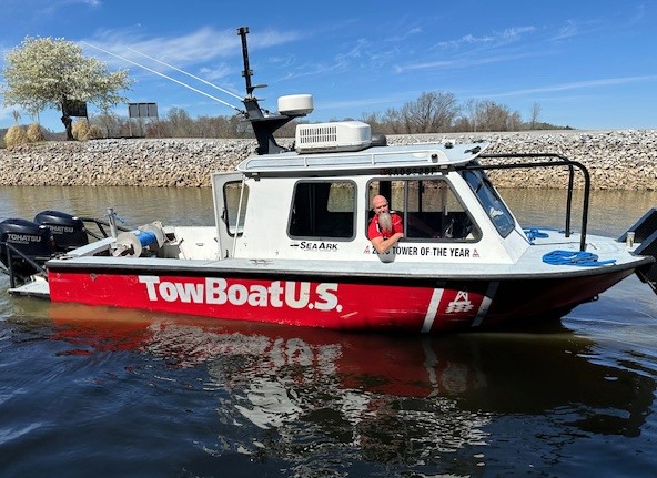 Capt. Brian Lee of TowBoatUS Chickamauga, Nickajack, Watts Bar Lakes.